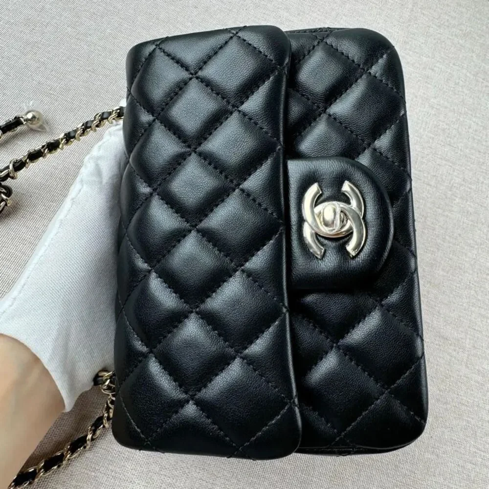 Chanel Women Pre-Loved Bag Brand New Condition